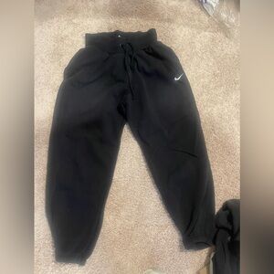 Nike joggers